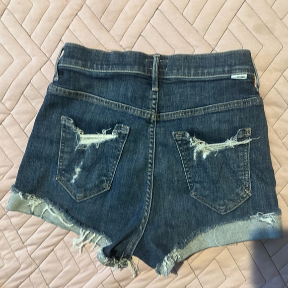 MOTHER Rascal Slit Flip Shorts 25 - Picture 2 of 4
